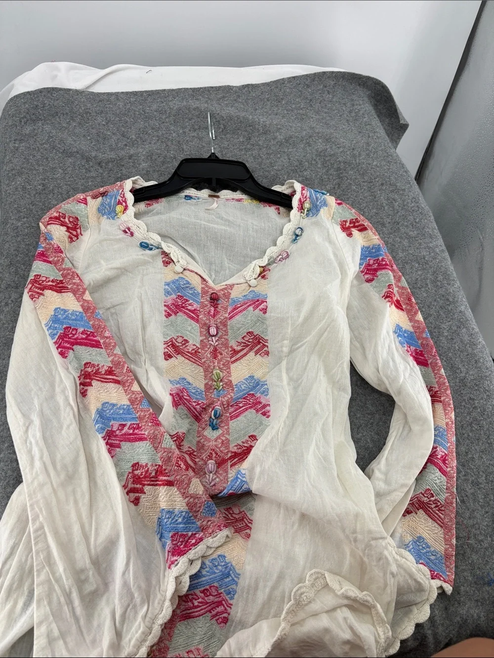 Free People Misty Meadow Embroidered flare sleeve Boho Dress size 4